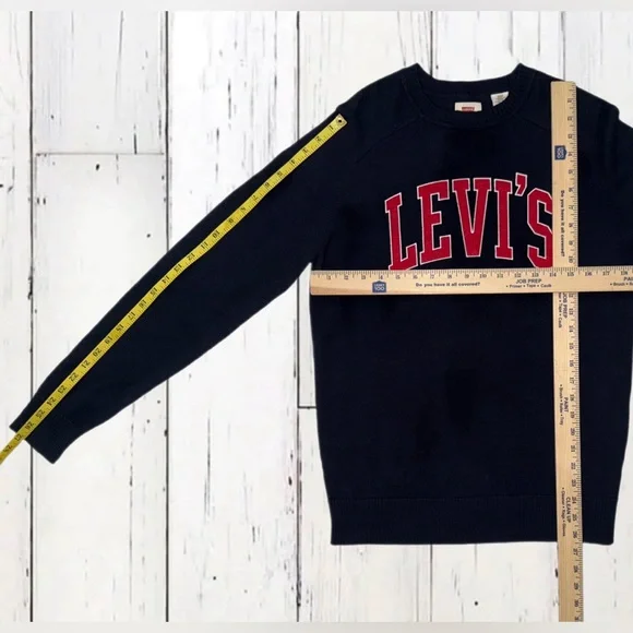Levi’s Logo Sweatshirt Men’s Medium Navy Blue Crewneck Pullover